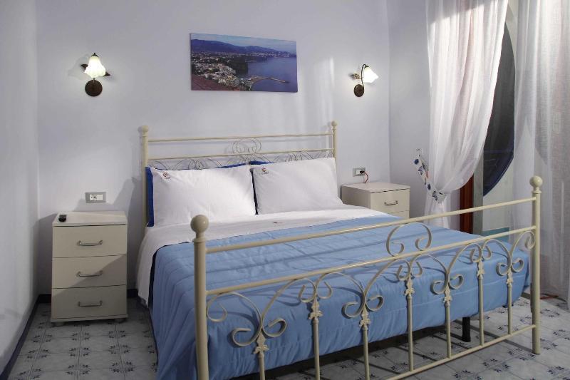 Bed and Breakfast The Reef Sorrent Exterior foto